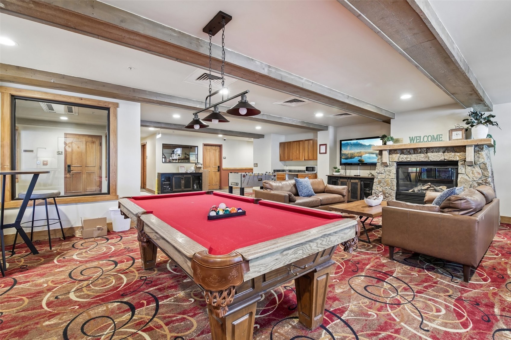 20 Hunki Dori COURT 2284