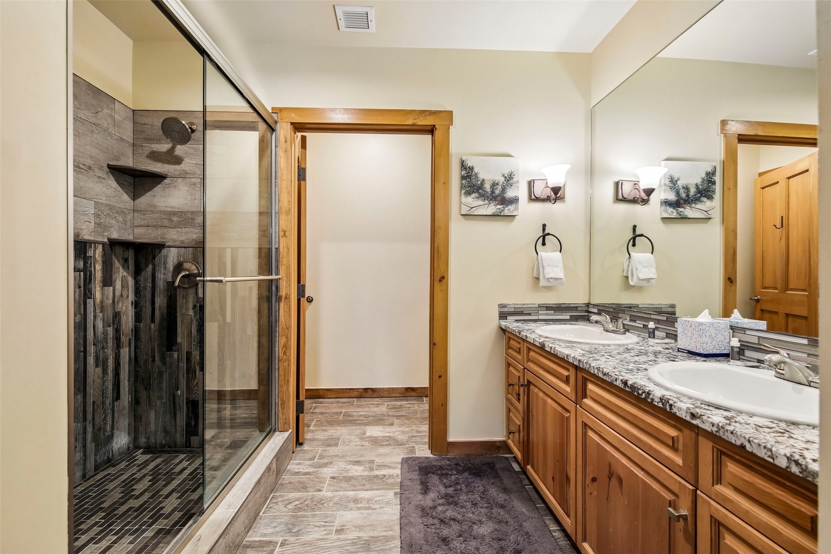 135 Dercum DRIVE 8573
