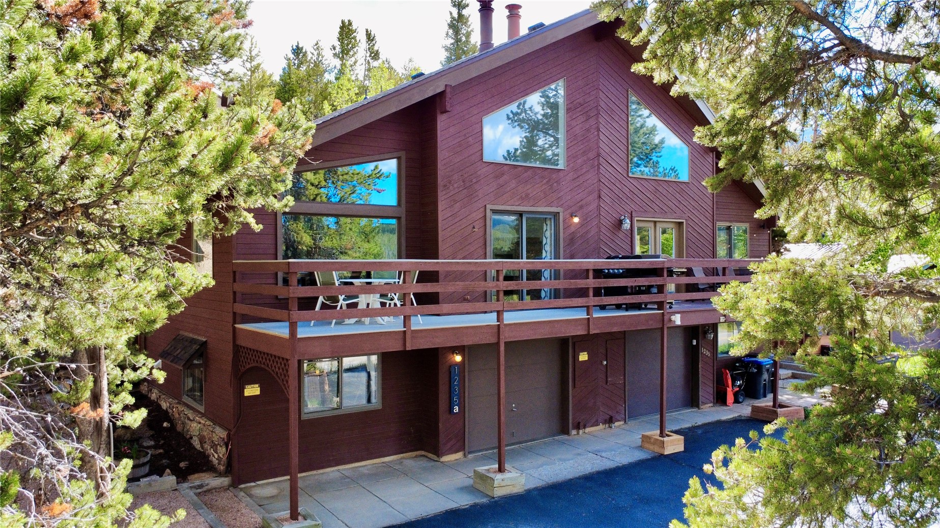 1233 Baldy ROAD