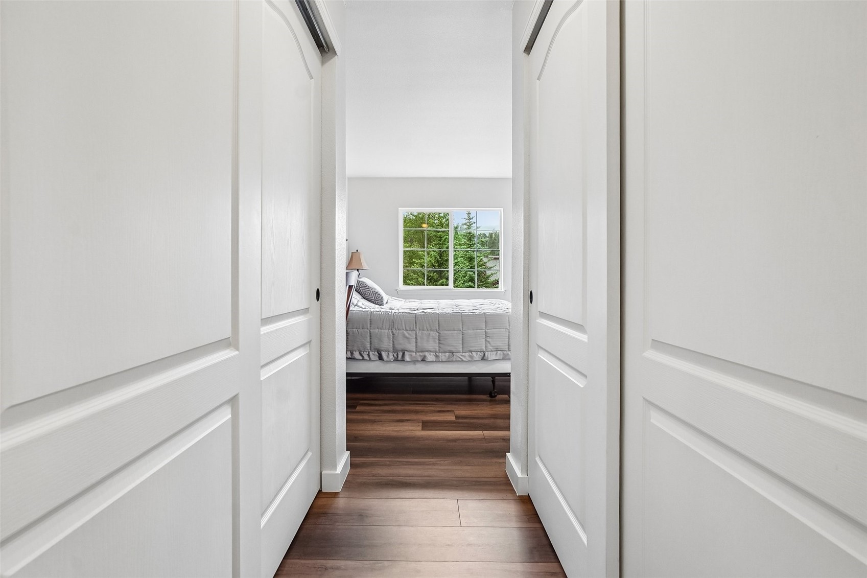 163 Pelican CIRCLE 1205