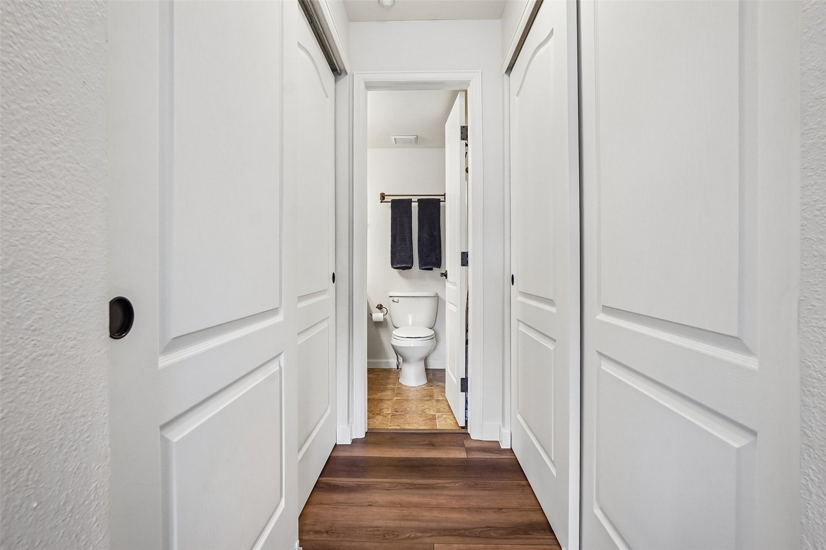 163 Pelican CIRCLE 1205