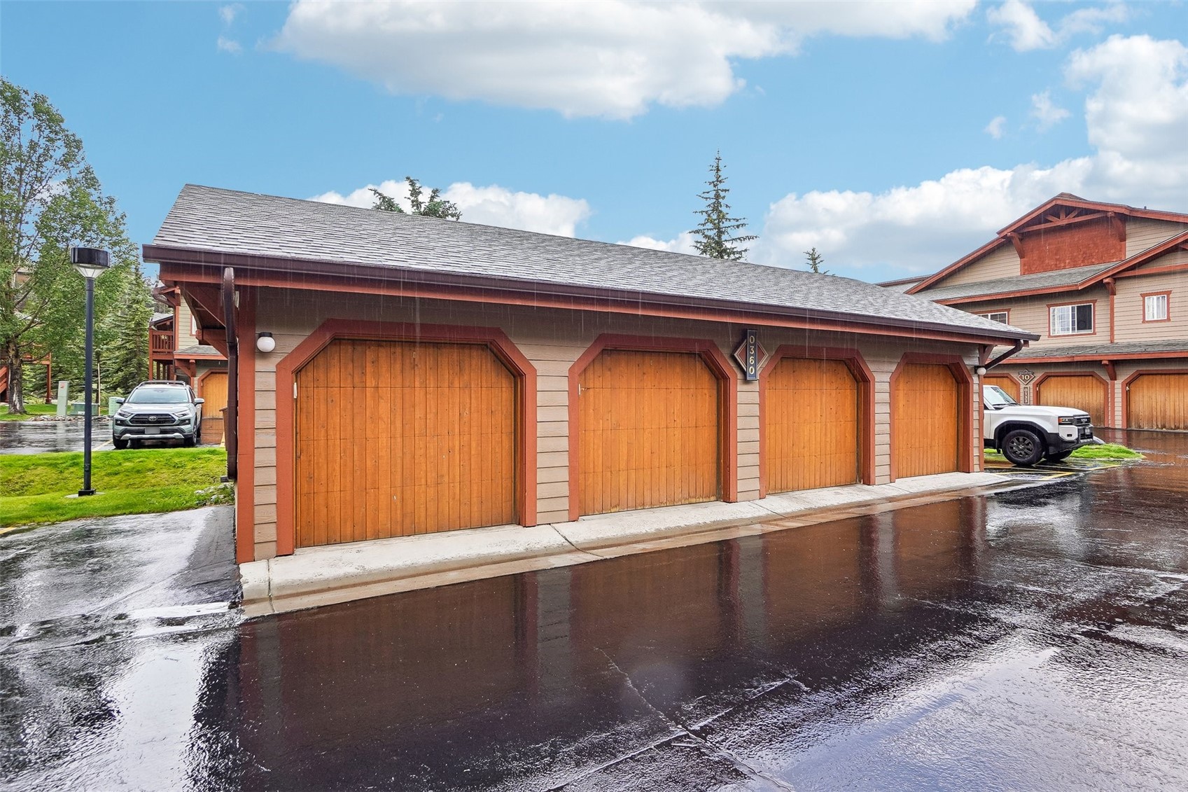 163 Pelican CIRCLE 1205