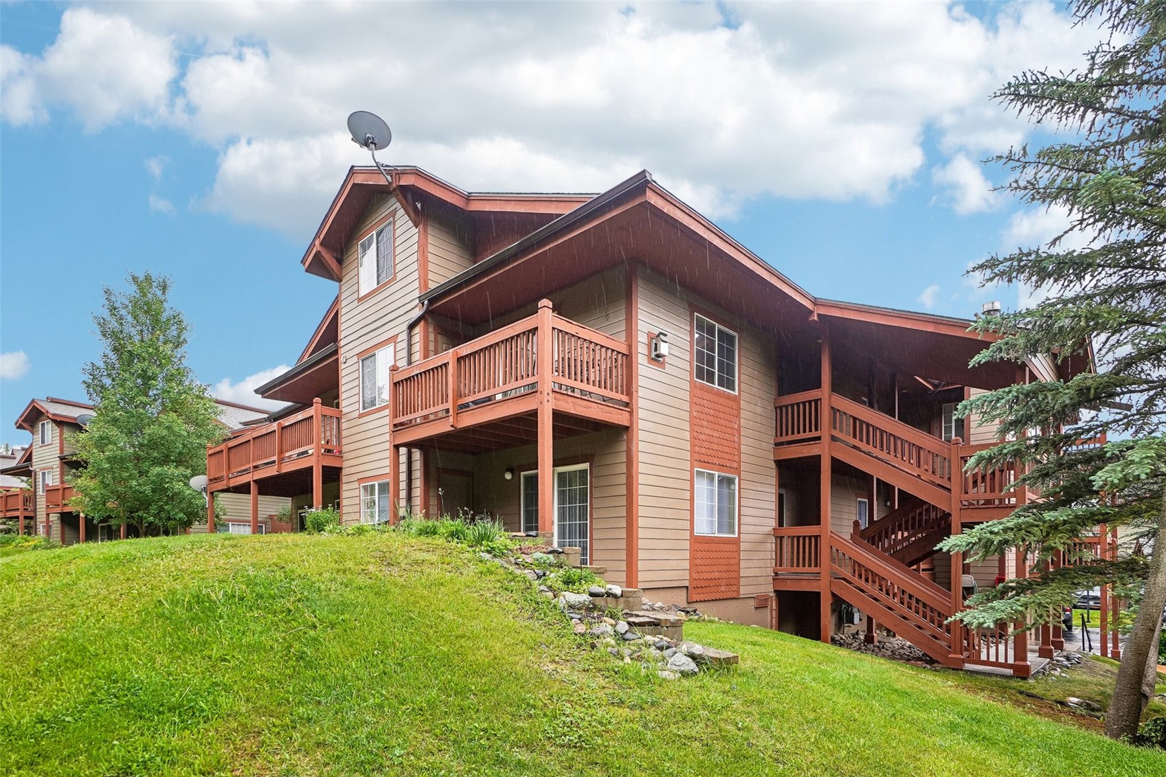 163 Pelican CIRCLE 1205