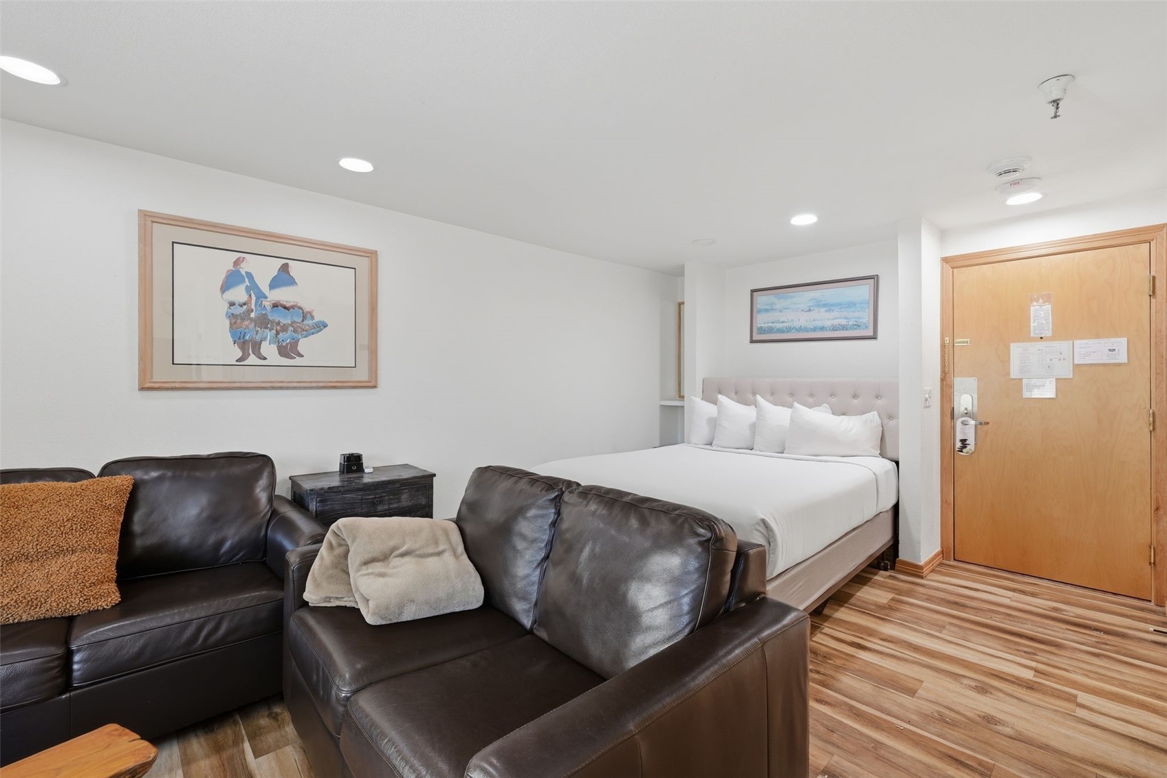 535 S Park AVENUE 224