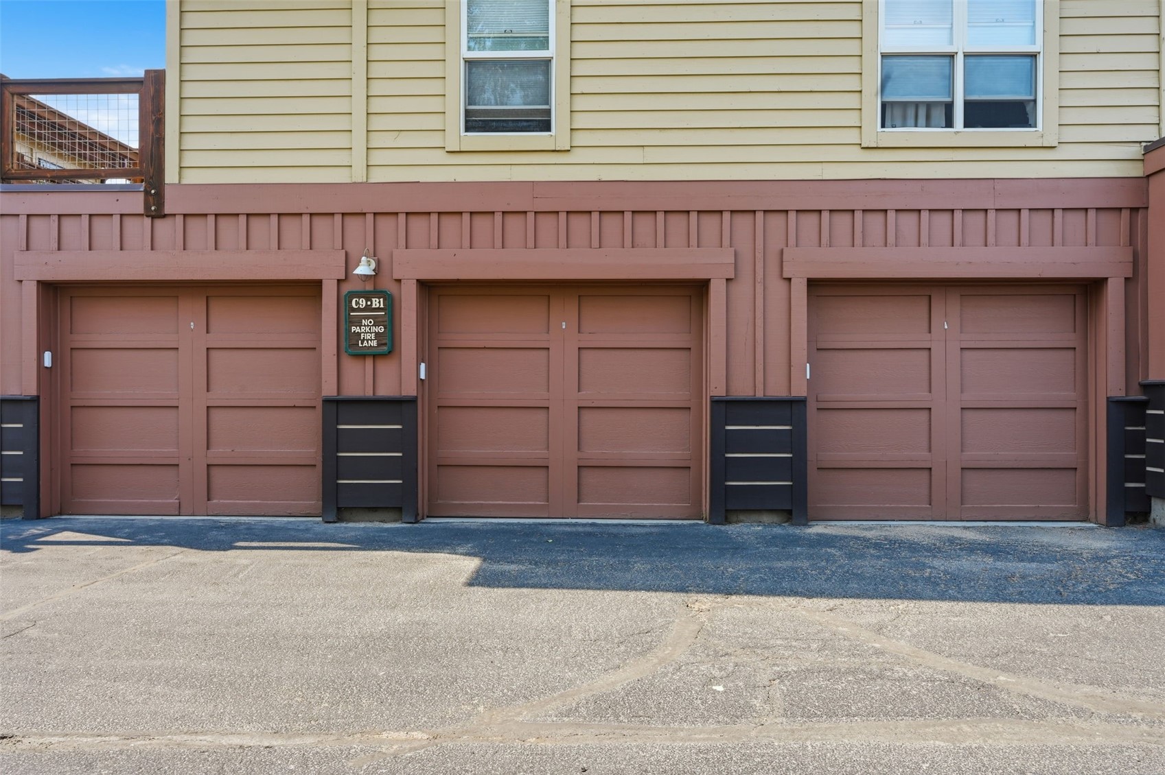 844 Blue River PARKWAY B1