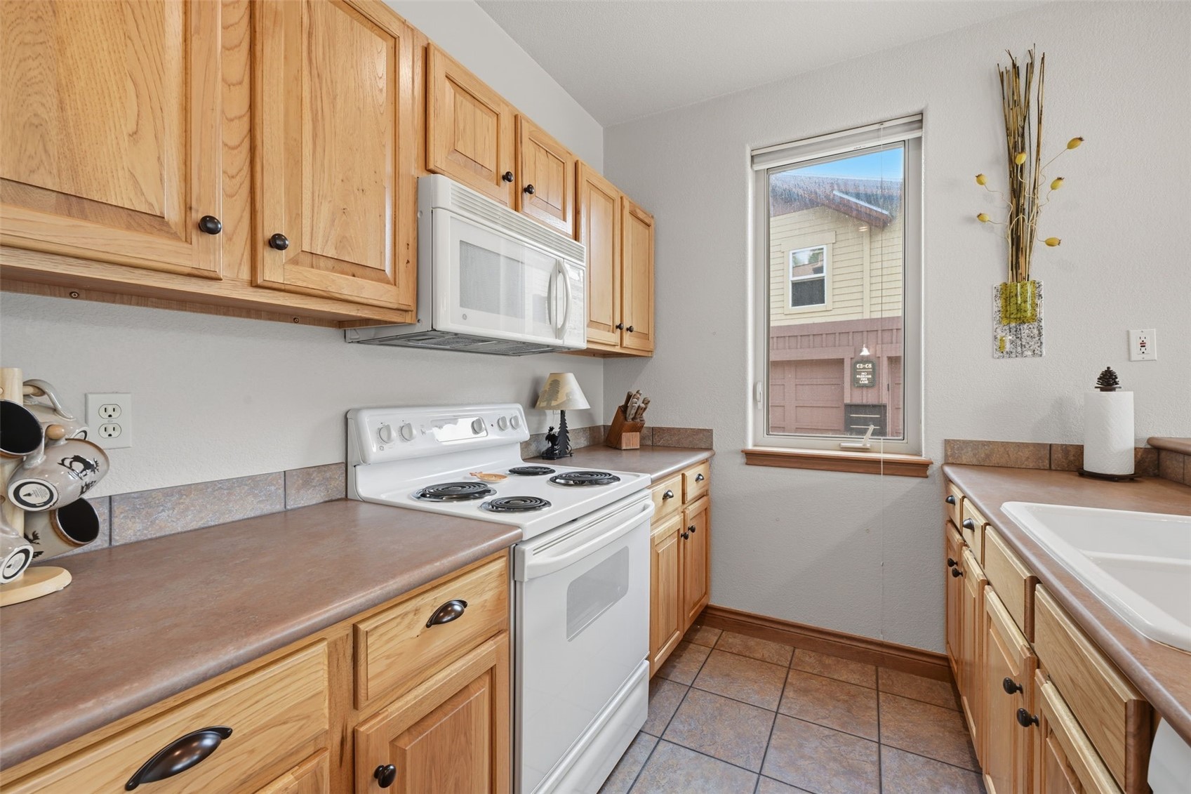 844 Blue River PARKWAY B1