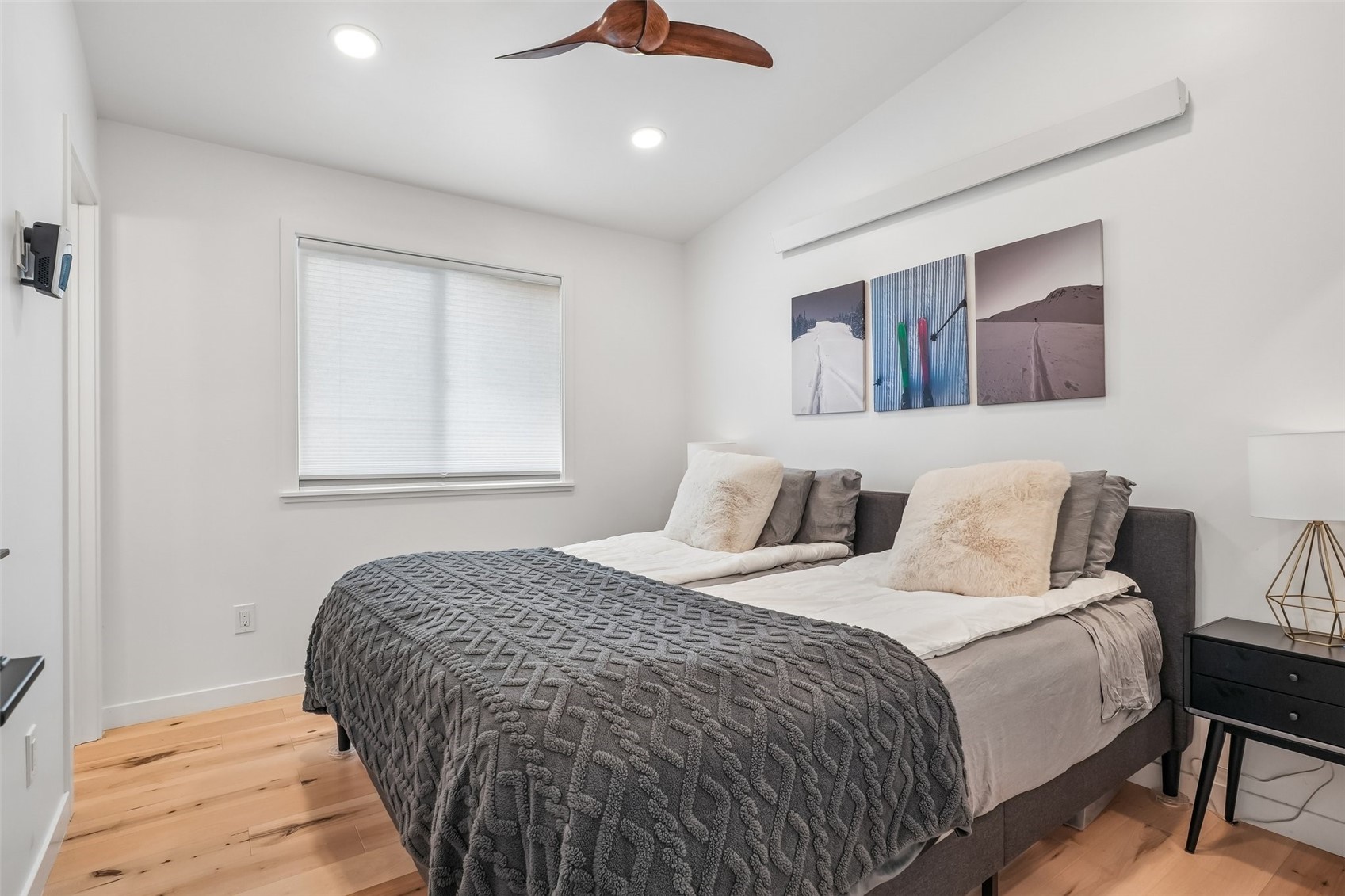 85 Revett DRIVE 133