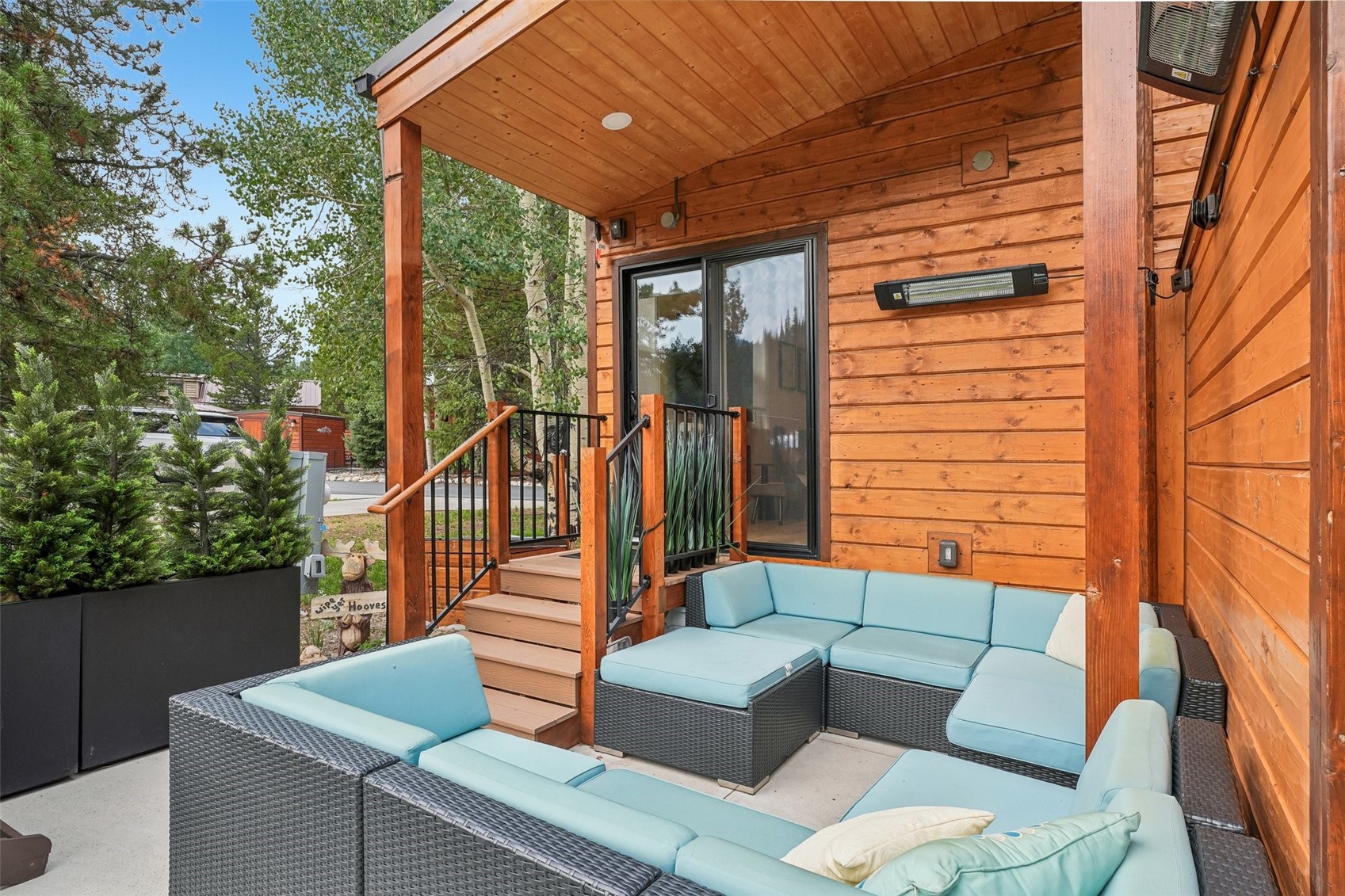 85 Revett DRIVE 133