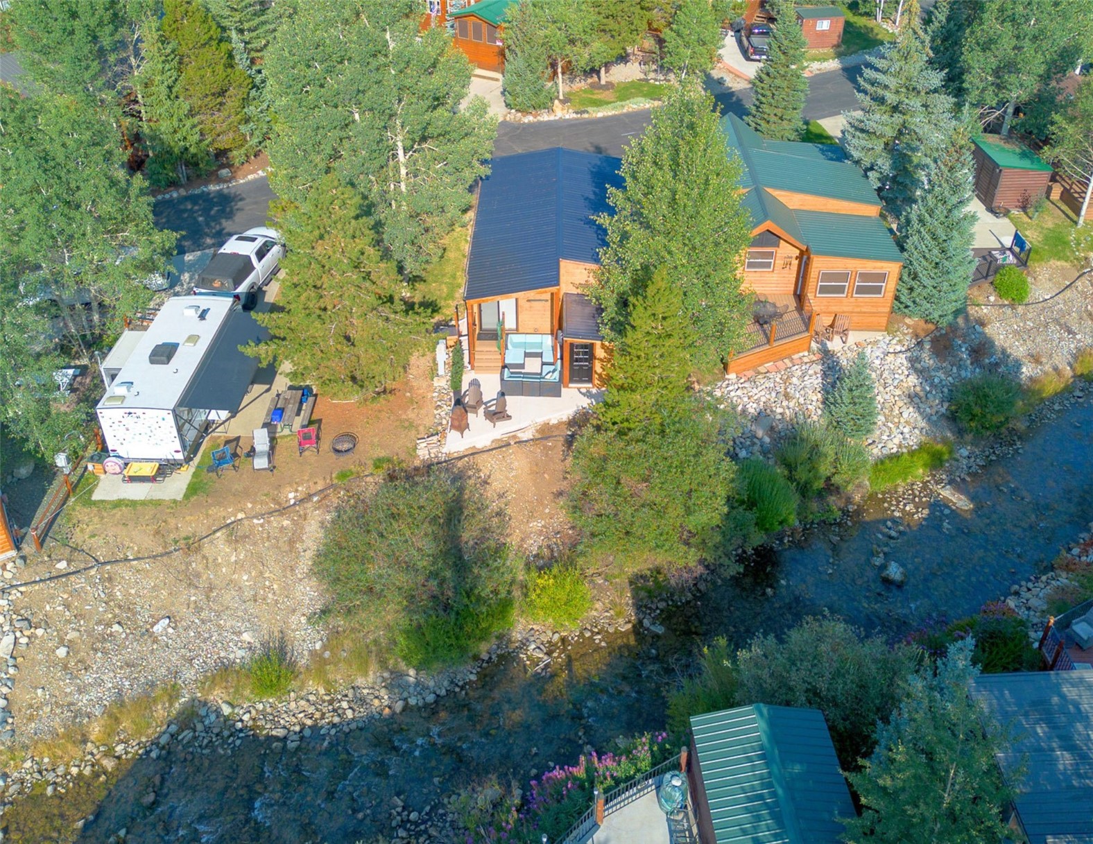 85 Revett DRIVE 133