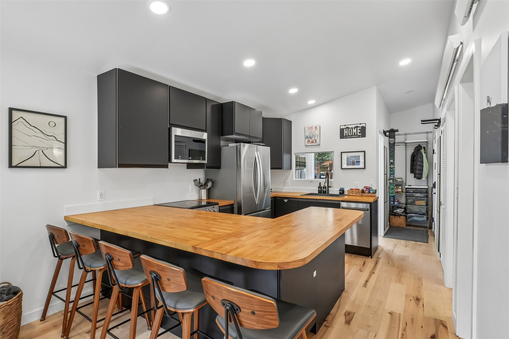 85 Revett DRIVE 133