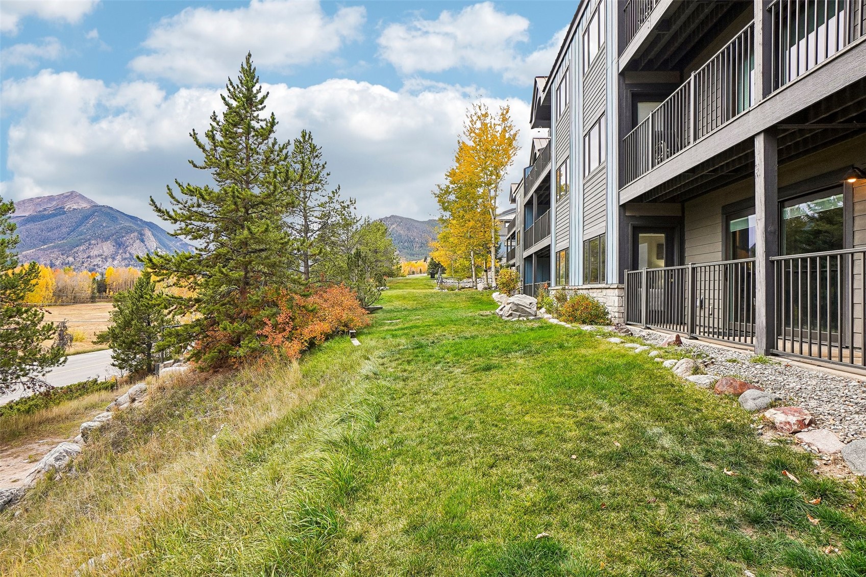 1620 Lakeview TERRACE 101B