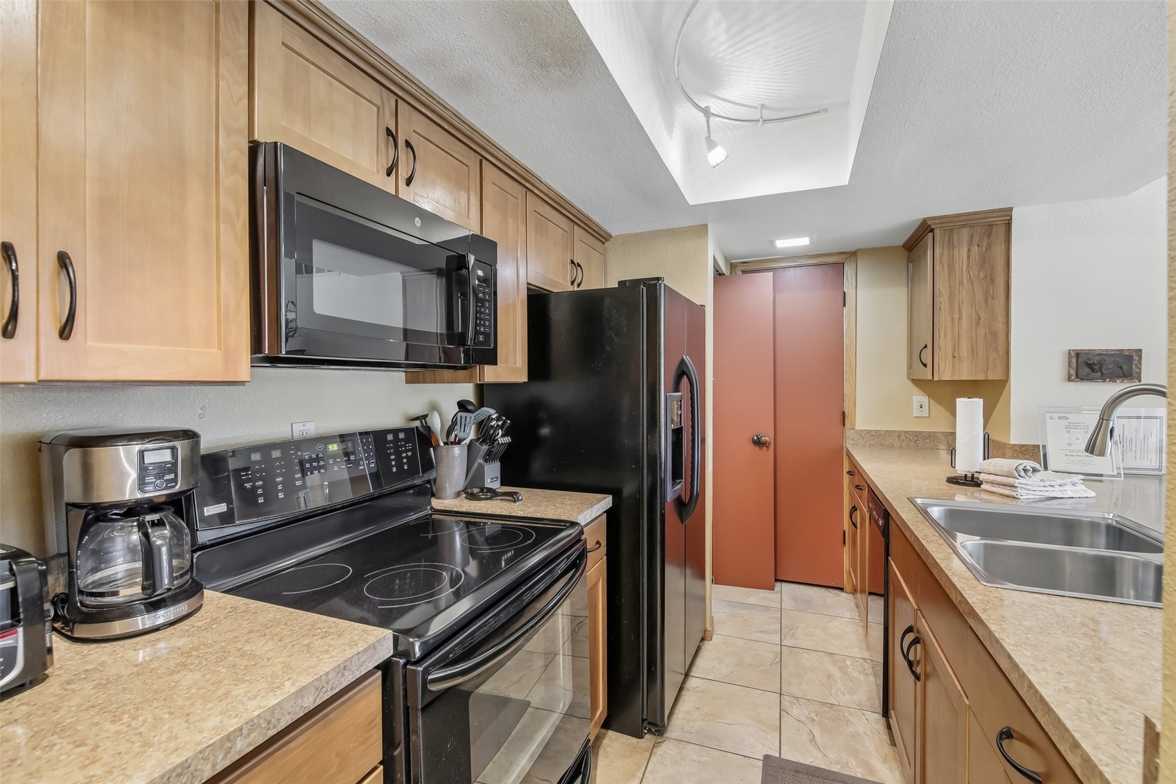 1620 Lakeview TERRACE 101B
