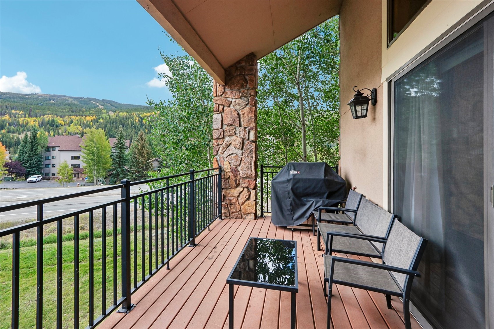 23077 Barbour DRIVE 43