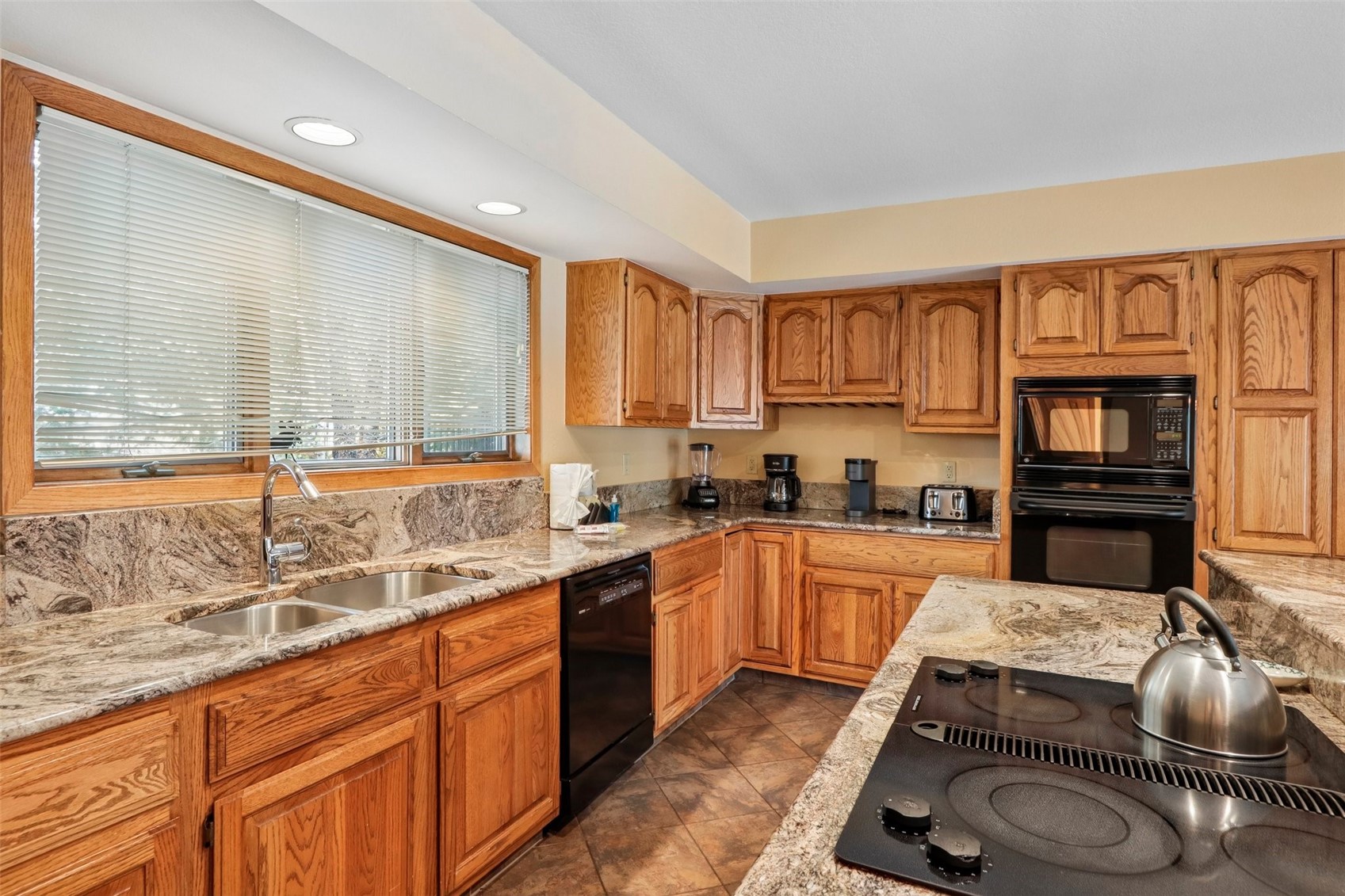 23077 Barbour DRIVE 43