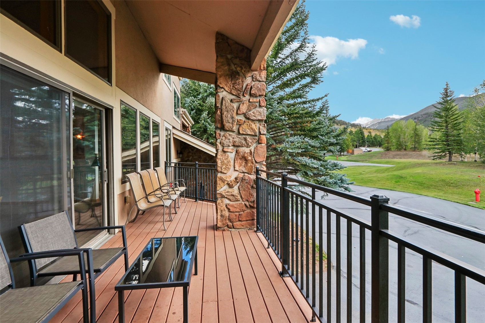 23077 Barbour DRIVE 43