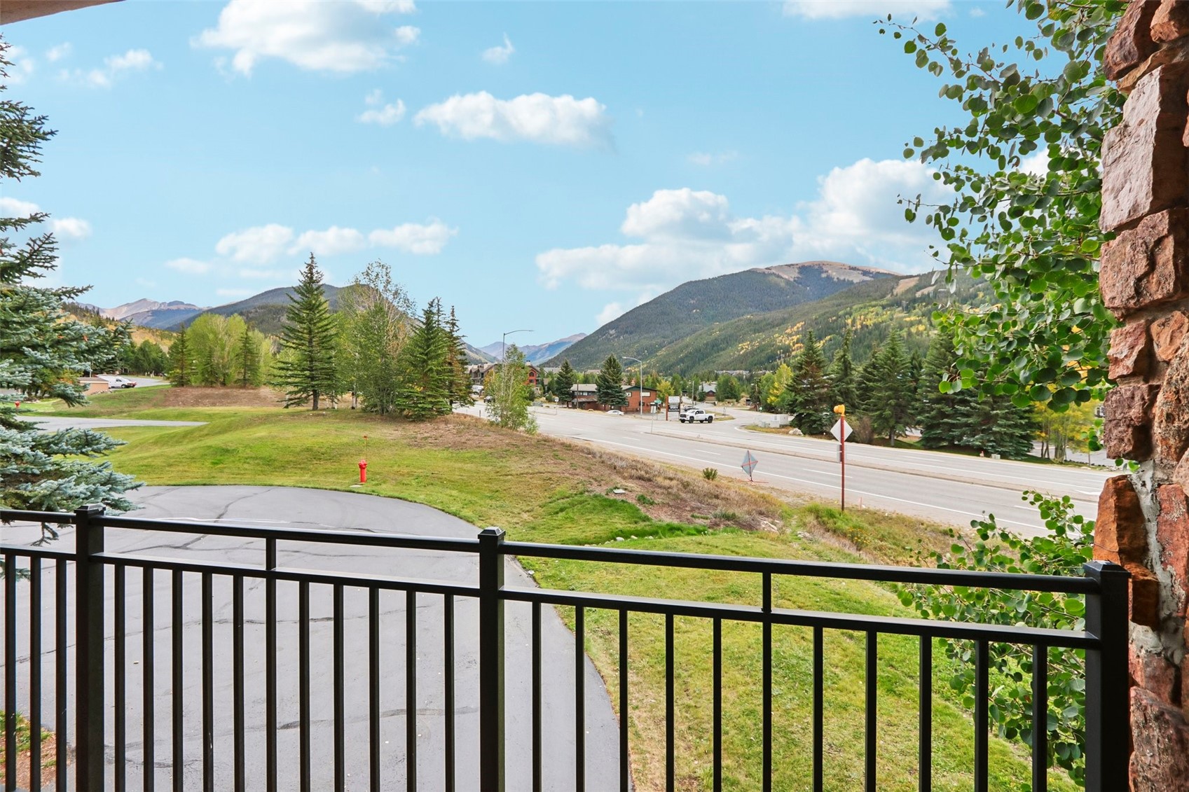 23077 Barbour DRIVE 43