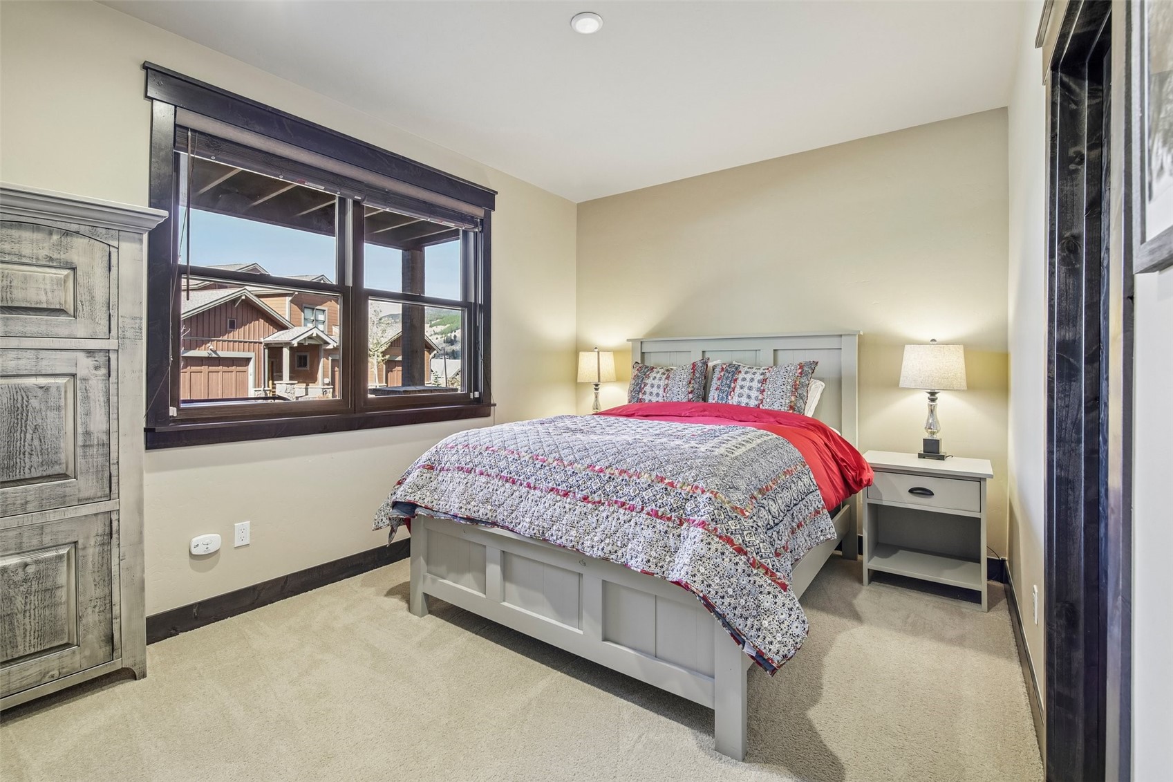 692 Independence ROAD 7C