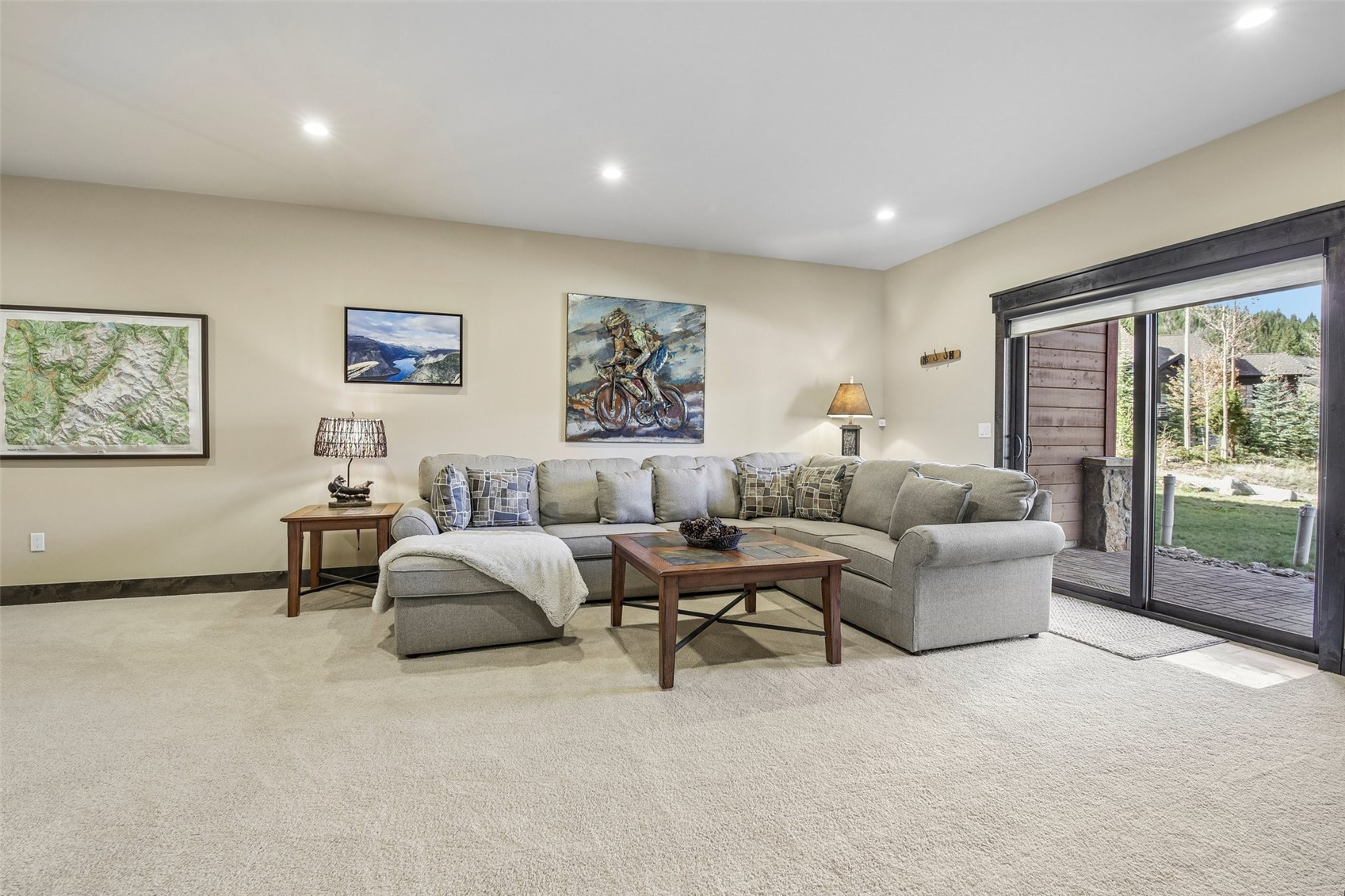 692 Independence ROAD 7C