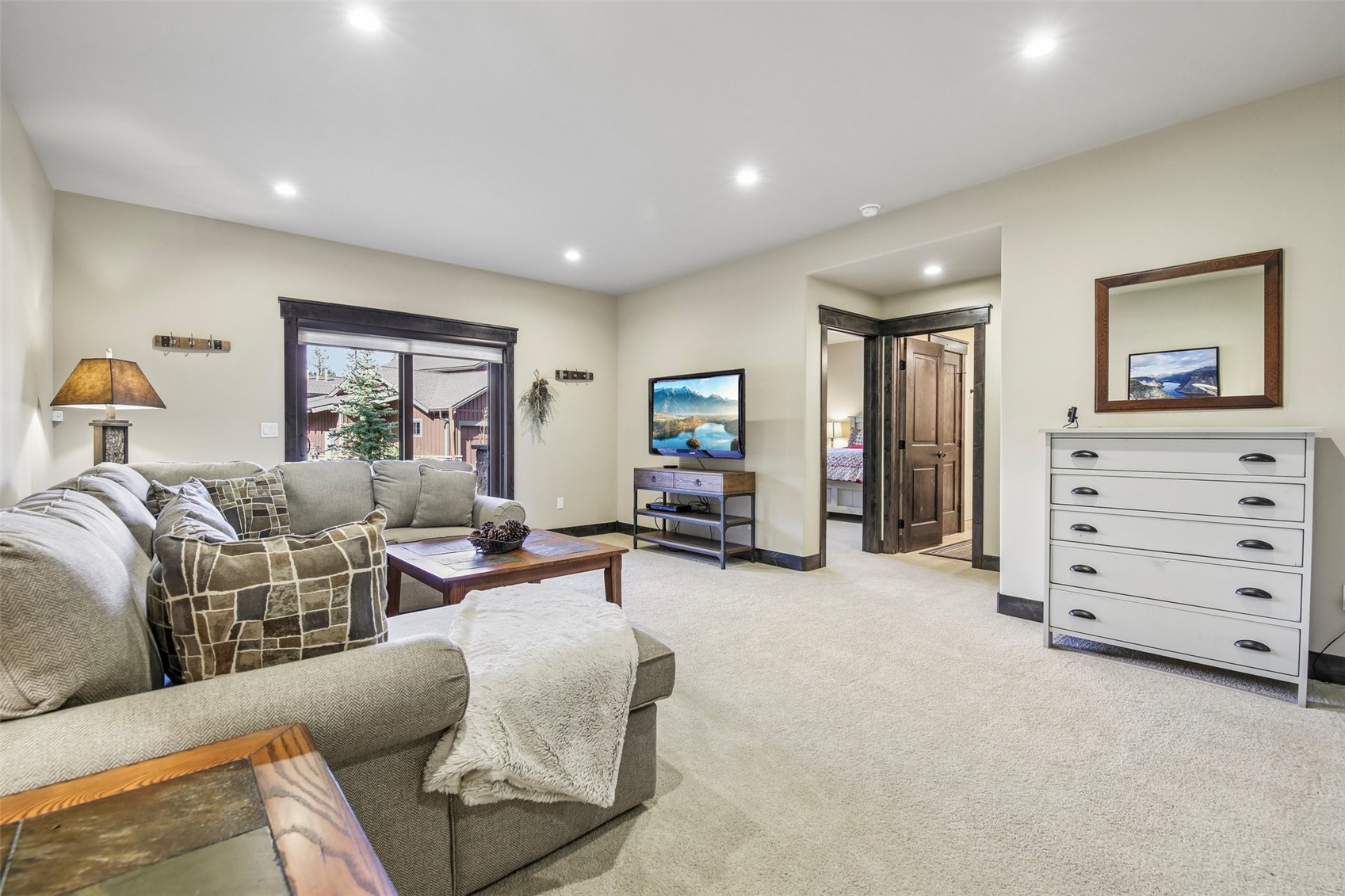 692 Independence ROAD 7C