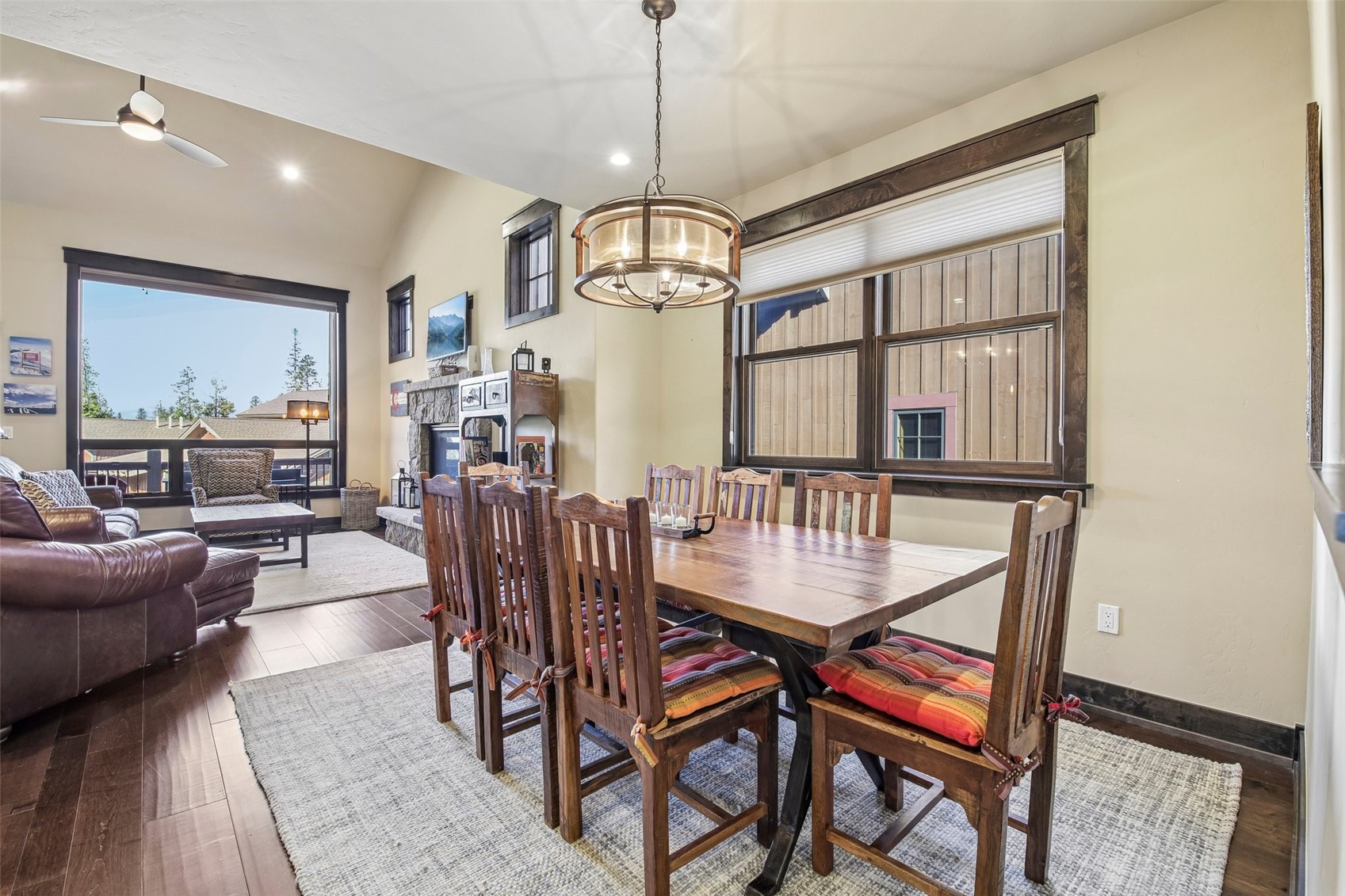 692 Independence ROAD 7C