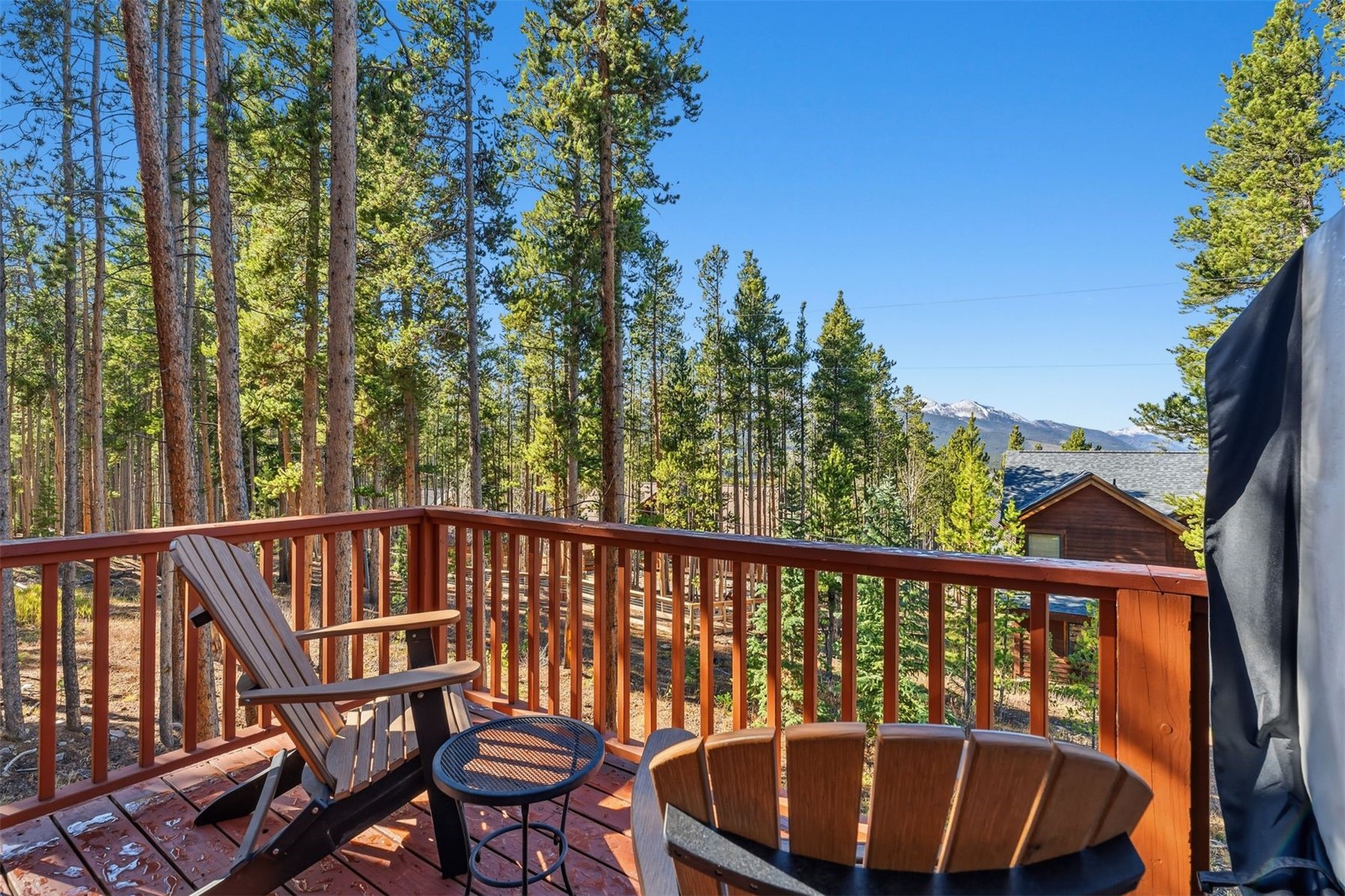 457 Moonstone ROAD
