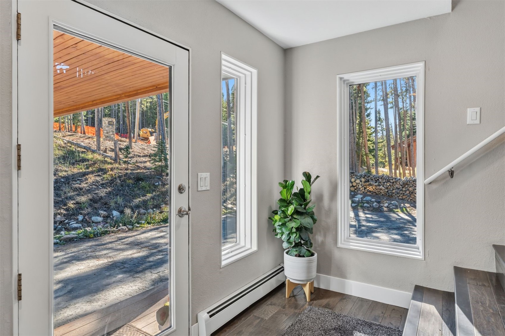 457 Moonstone ROAD