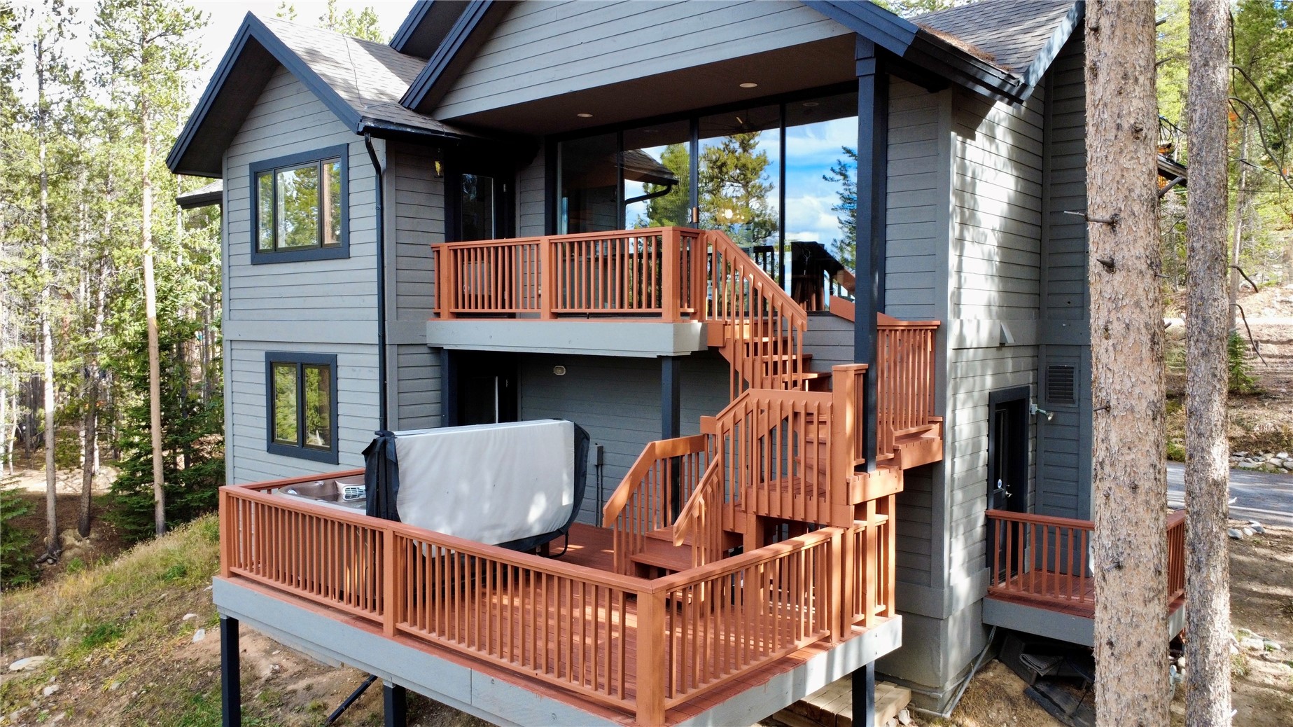457 Moonstone ROAD