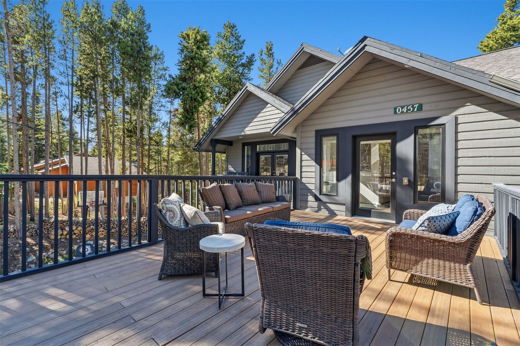 457 Moonstone ROAD