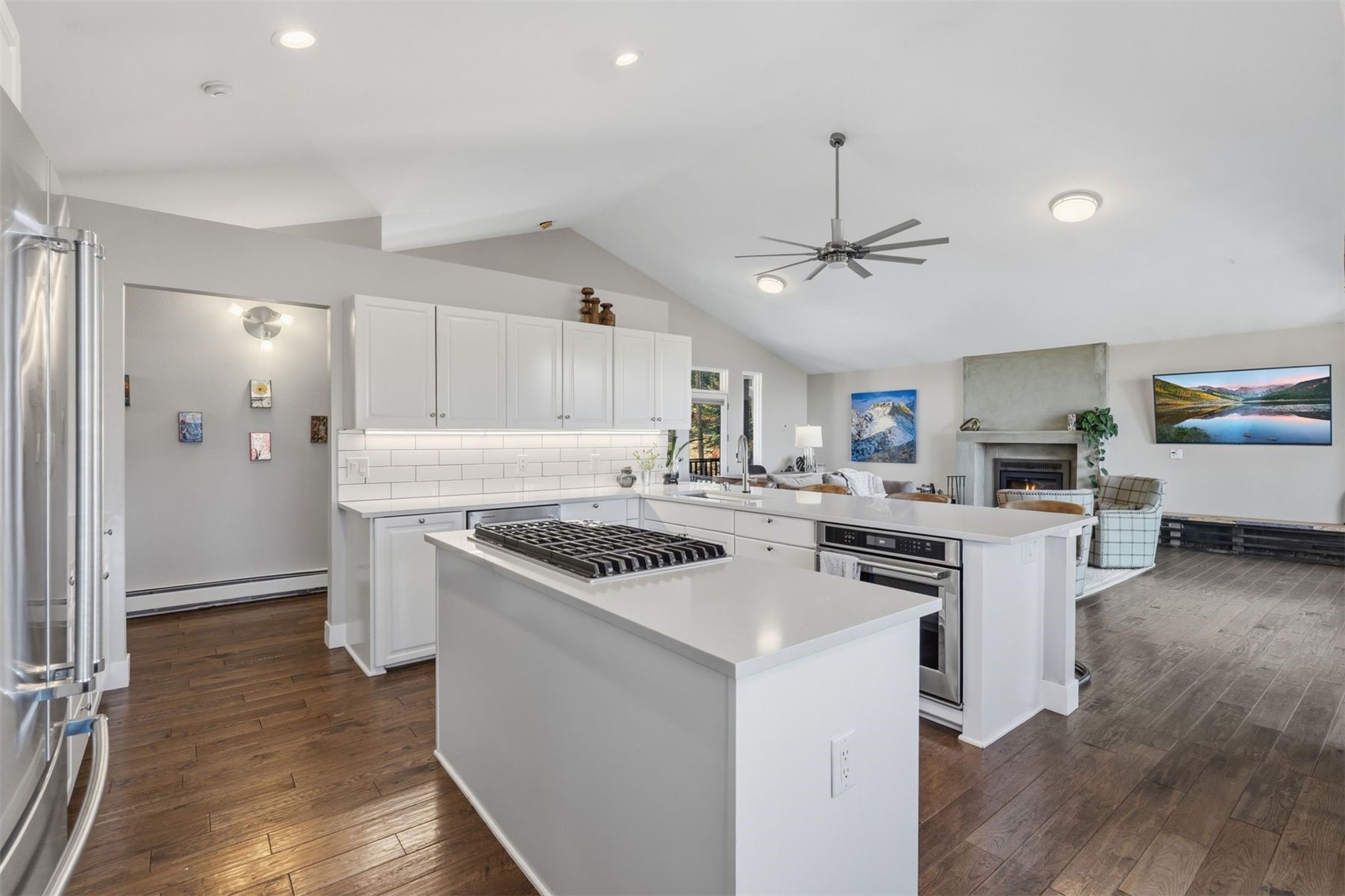 457 Moonstone ROAD