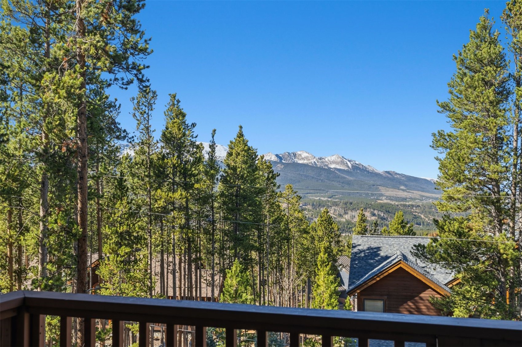 457 Moonstone ROAD