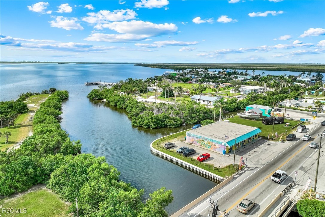 4547 Pine Island RD NW