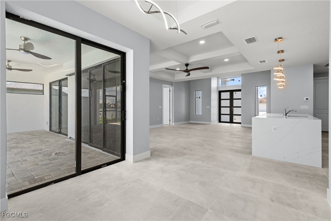 2242 NW 4th ST