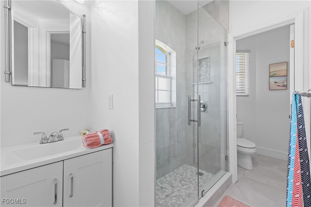 2417 Cape Coral PKWY W