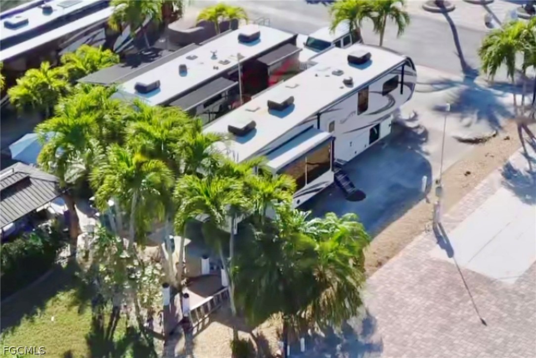 835 Gulf Waters BLVD