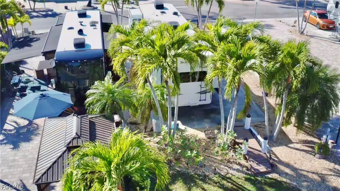 835 Gulf Waters BLVD