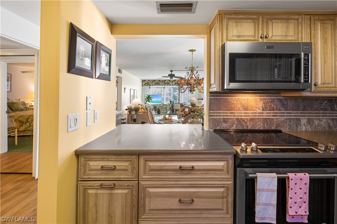 6725 Winkler RD C101