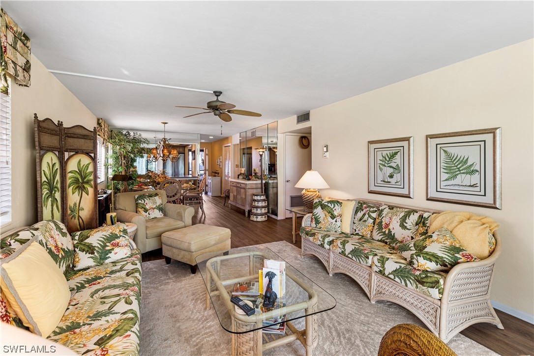 6725 Winkler RD C101
