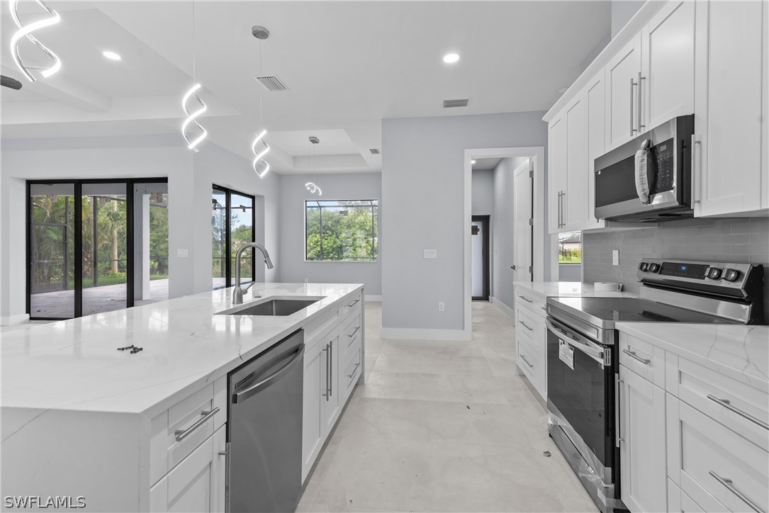 1226 SW Santa Barbara PL