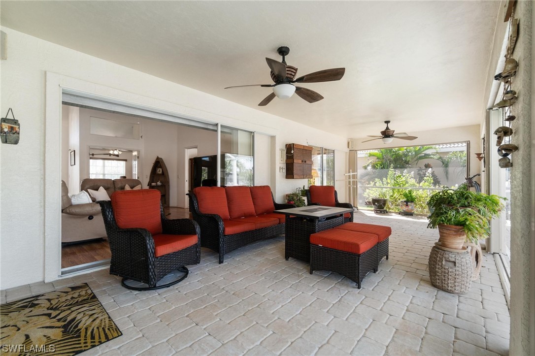 418 SW 38th AVE