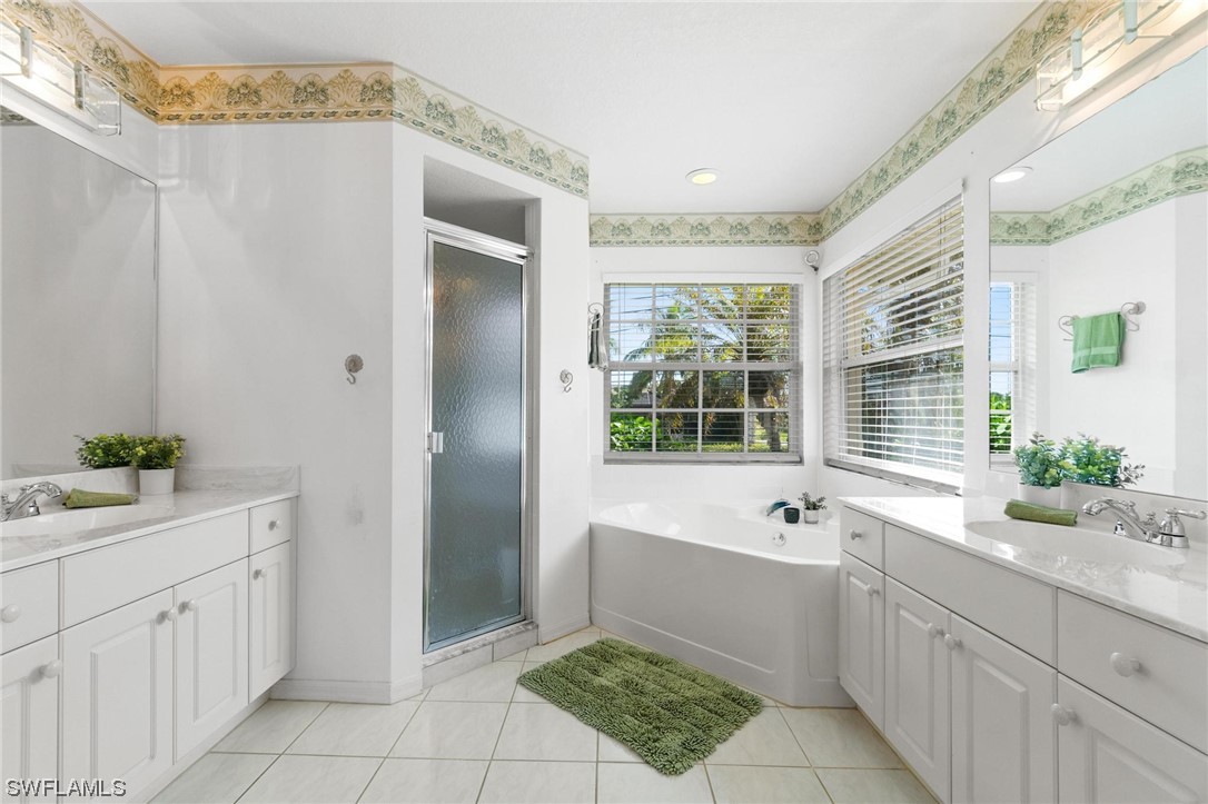 418 SW 38th AVE