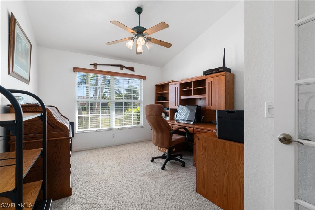 418 SW 38th AVE