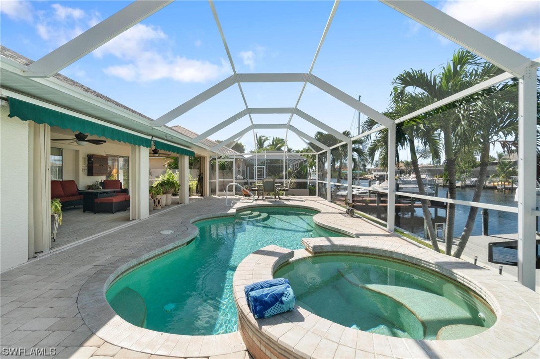418 SW 38th AVE