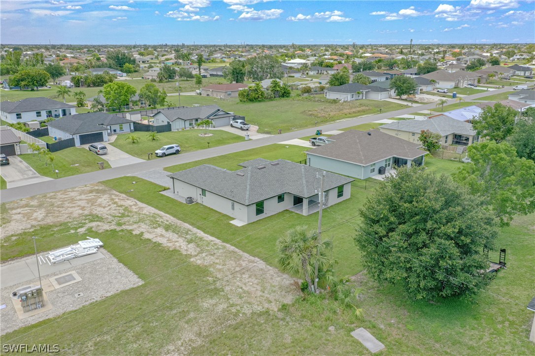 322 NW 4th ST