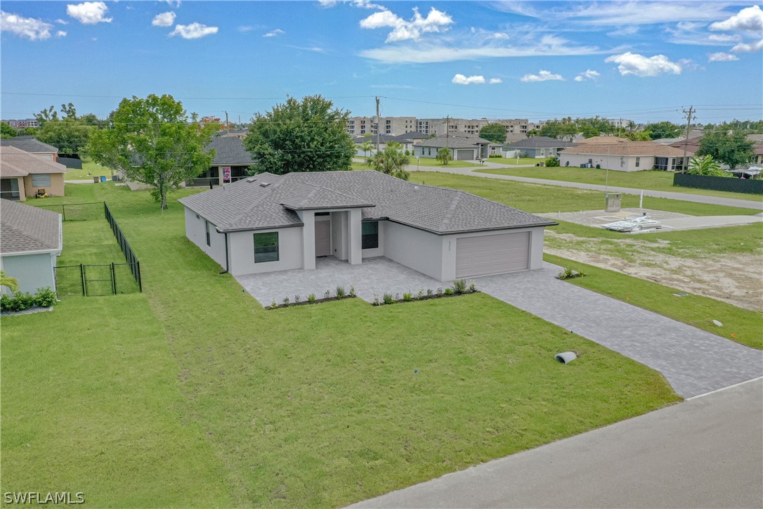322 NW 4th ST