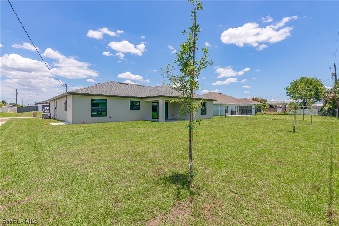 322 NW 4th ST