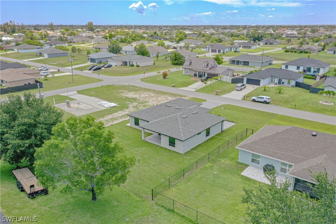 322 NW 4th ST