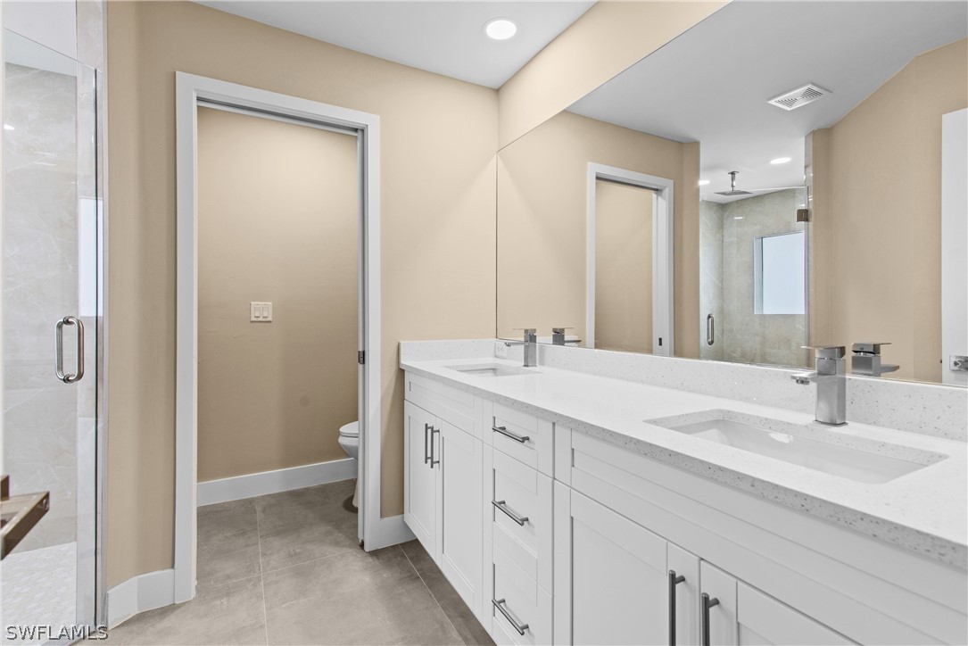 322 NW 4th ST