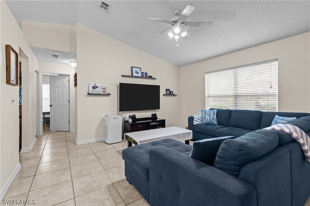 134 NW 15th TER
