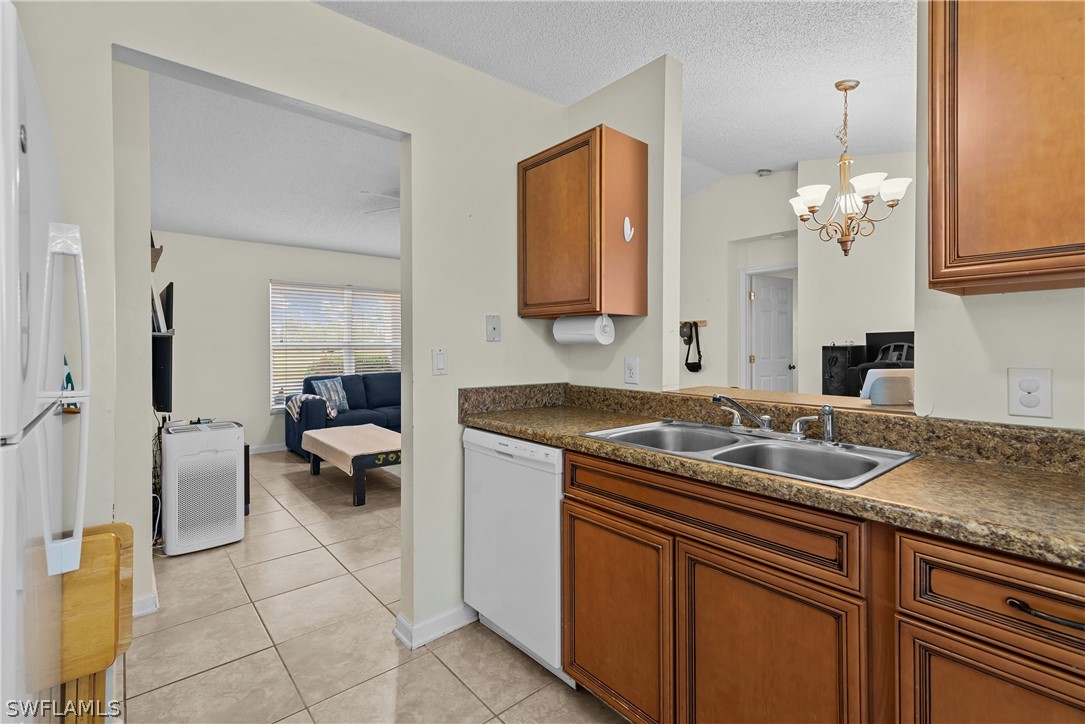 134 NW 15th TER