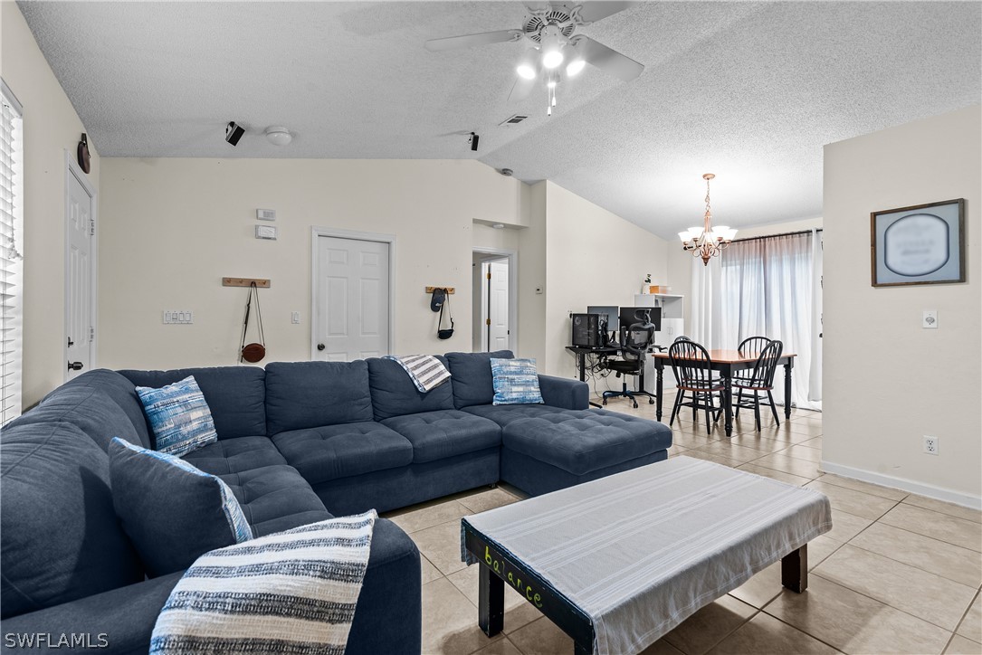 134 NW 15th TER